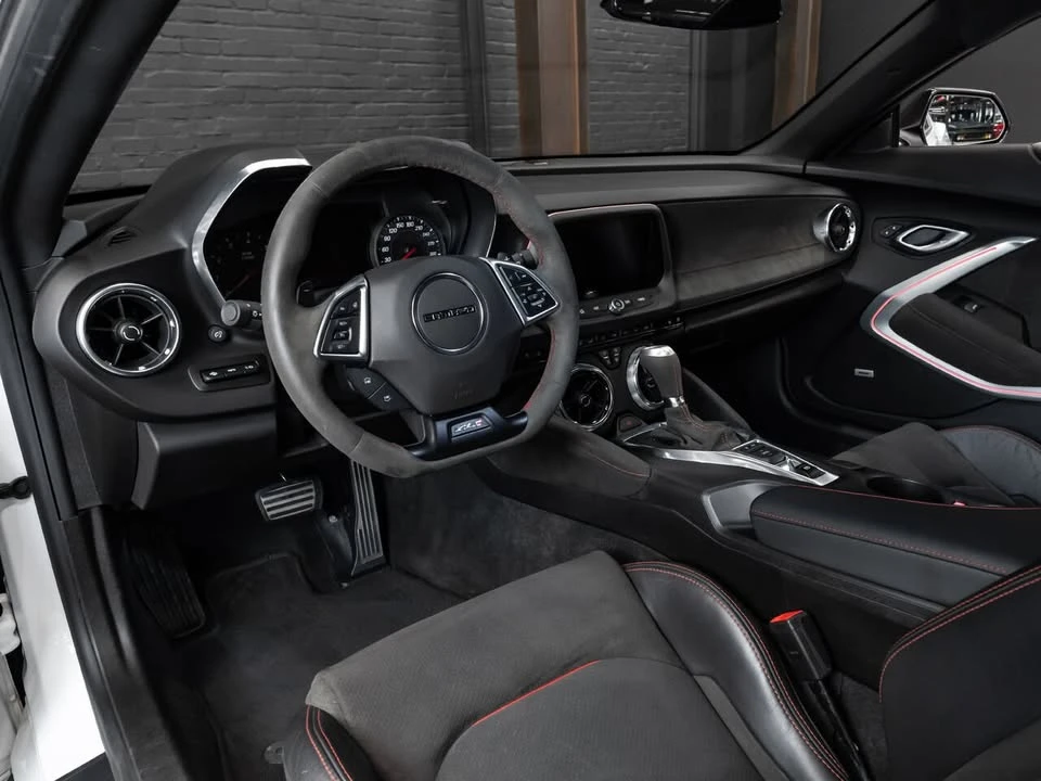 2020 Chevrolet Camaro 6th Gen - Image 2 of 9