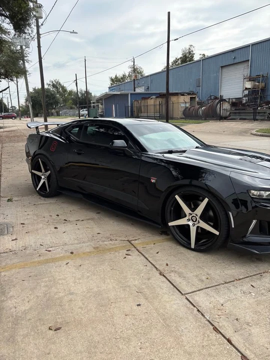 2020 Chevrolet Camaro SS 6th Gen - Image 2 of 13