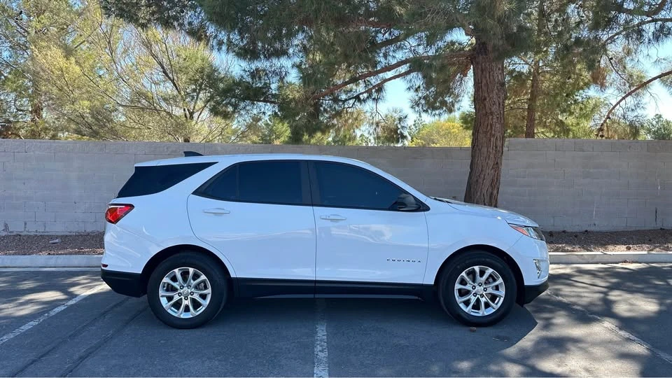 2020 Chevrolet Equinox - Image 6 of 20