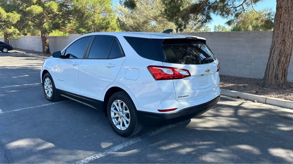 2020 Chevrolet Equinox - Image 4 of 20
