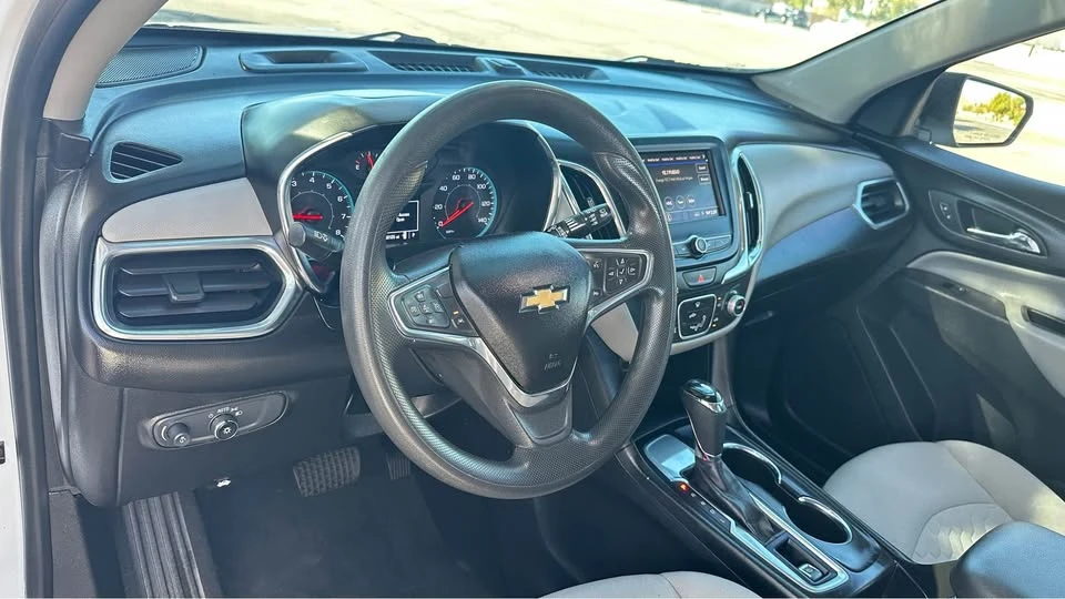 2020 Chevrolet Equinox - Image 15 of 20