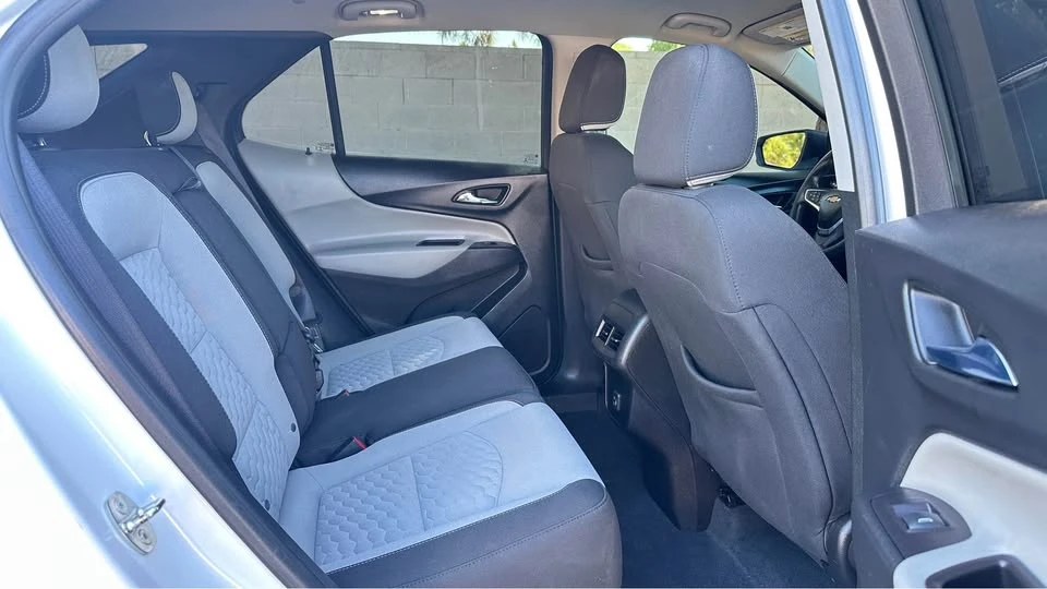 2020 Chevrolet Equinox - Image 12 of 20