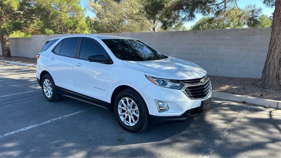 2020 Chevrolet Equinox - Image 7 of 20