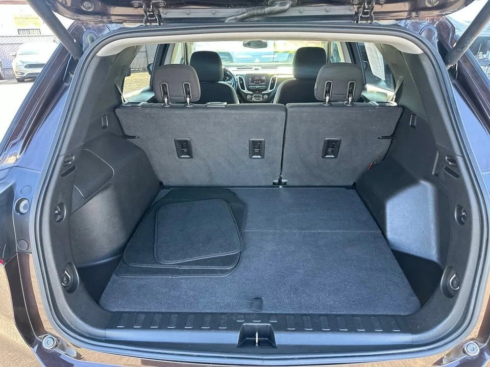 2020 Chevrolet Equinox - Image 17 of 20