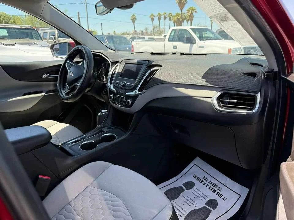 2020 Chevrolet Equinox - Image 2 of 4