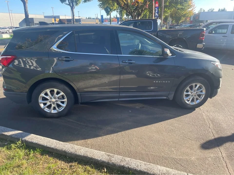 2020 Chevrolet Equinox - Image 5 of 13