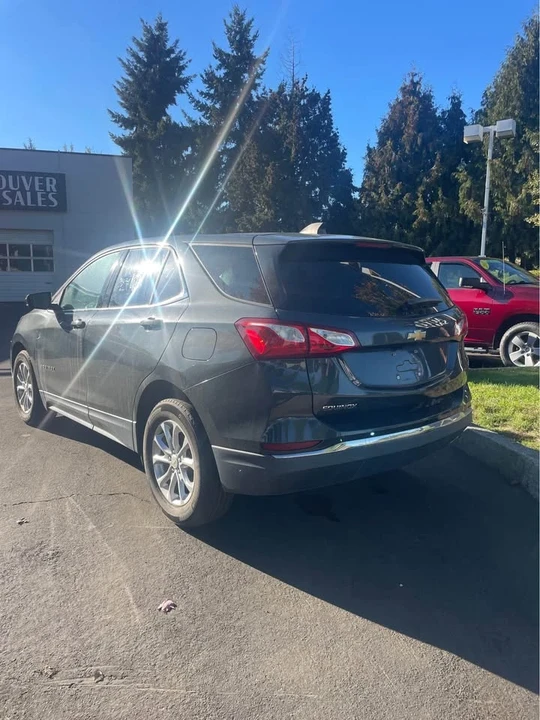 2020 Chevrolet Equinox - Image 2 of 13