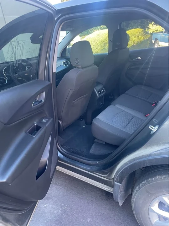 2020 Chevrolet Equinox - Image 8 of 13