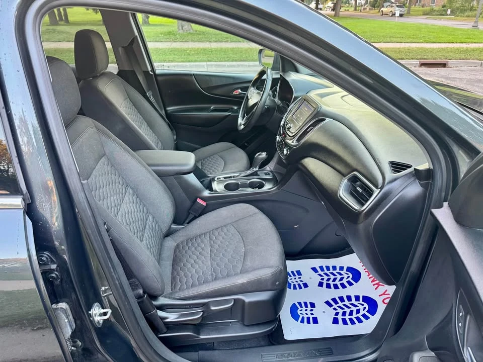 2020 Chevrolet Equinox - Image 13 of 18