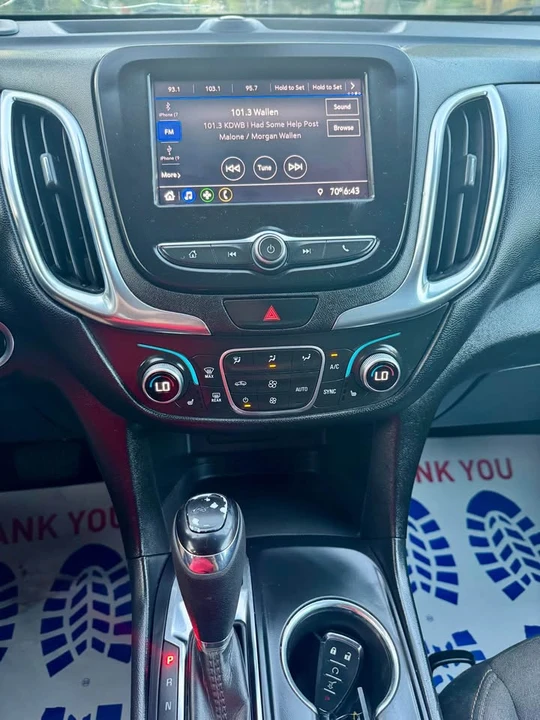 2020 Chevrolet Equinox - Image 14 of 18