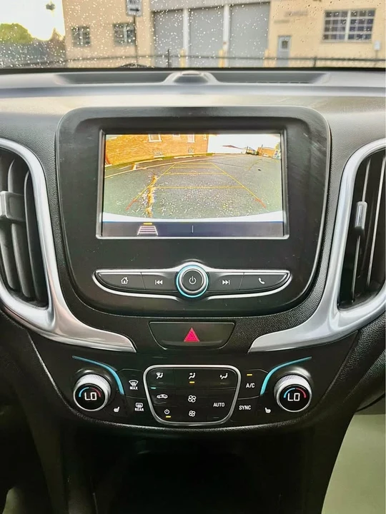 2020 Chevrolet Equinox - Image 15 of 16
