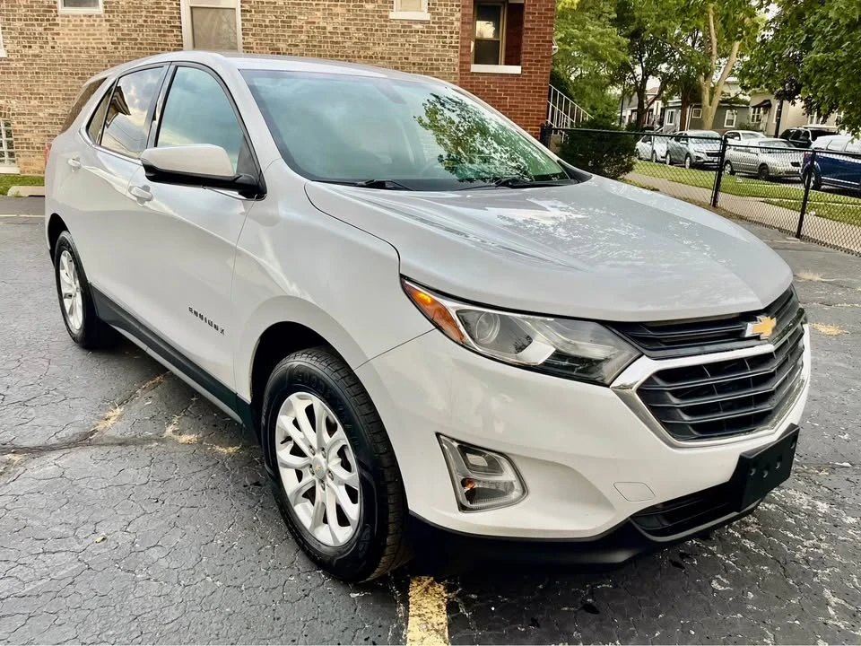 2020 Chevrolet Equinox - Image 8 of 16