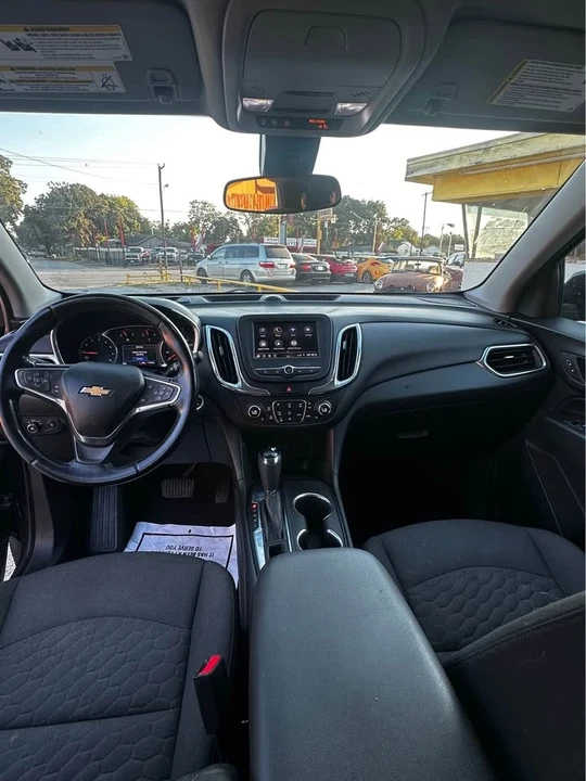2020 Chevrolet Equinox - Image 11 of 17