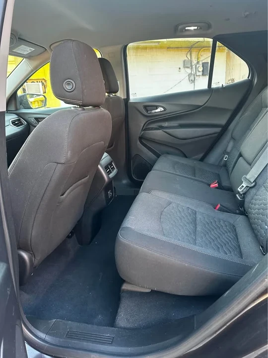 2020 Chevrolet Equinox - Image 10 of 17