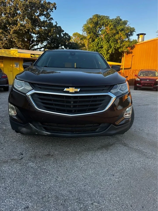 2020 Chevrolet Equinox - Image 8 of 17