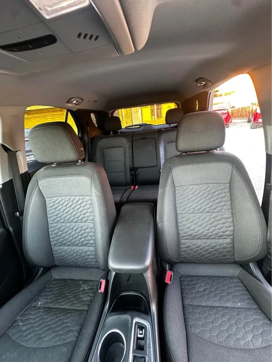 2020 Chevrolet Equinox - Image 12 of 17