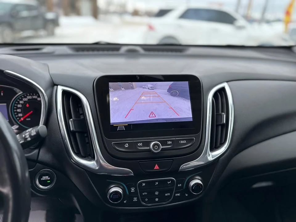 2020 Chevrolet Equinox - Image 13 of 16