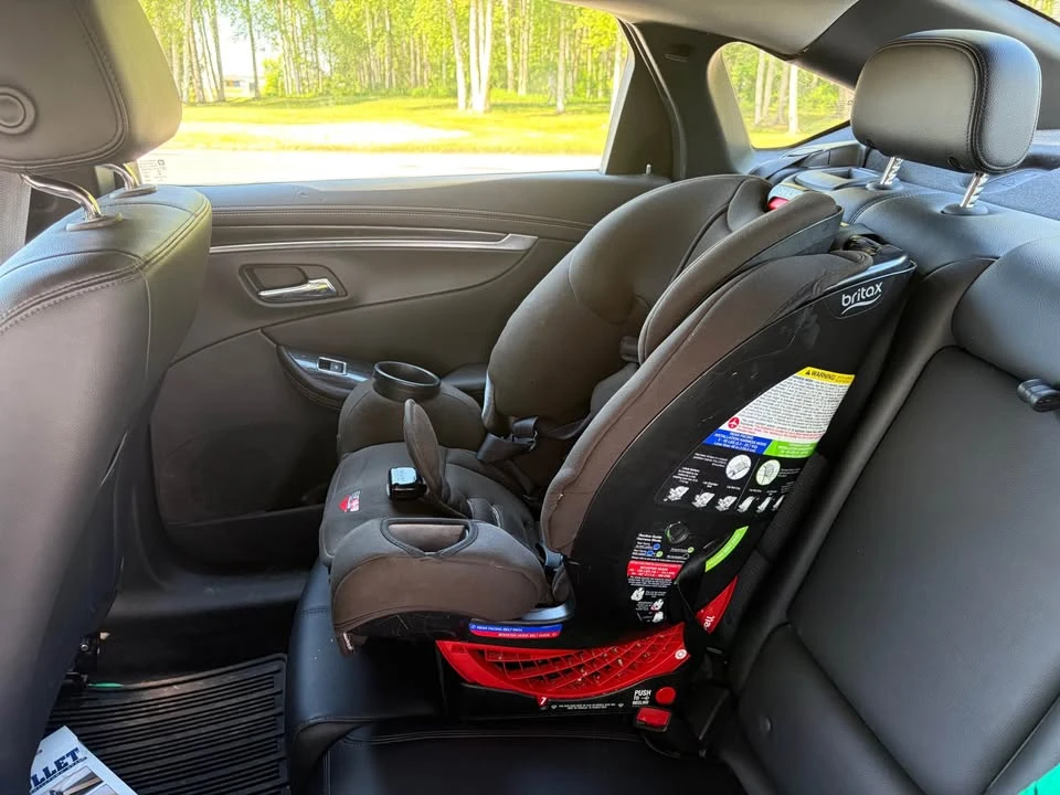 2020 Chevrolet Impala 10th Gen - Image 6 of 8