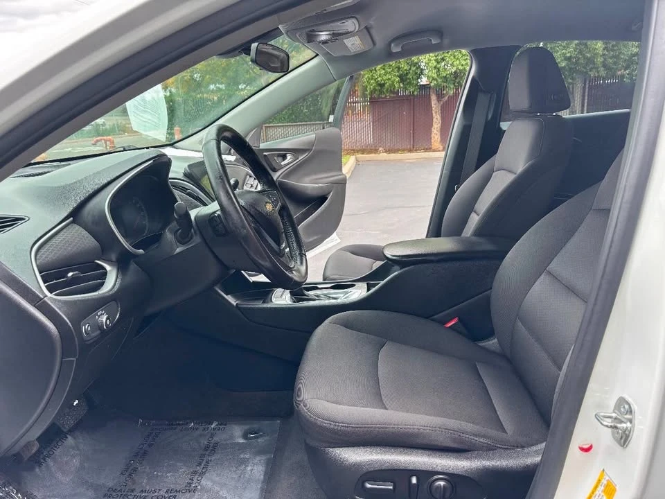 2020 Chevrolet Malibu - Image 9 of 19