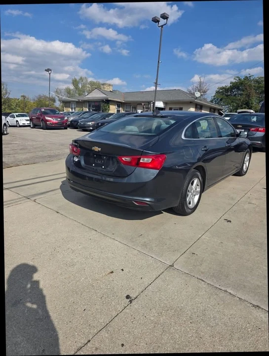 2020 Chevrolet Malibu - Image 12 of 20