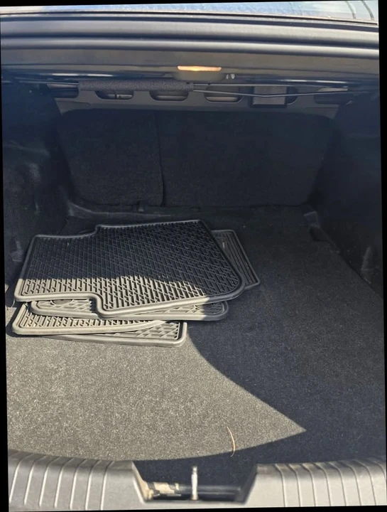 2020 Chevrolet Malibu - Image 10 of 20