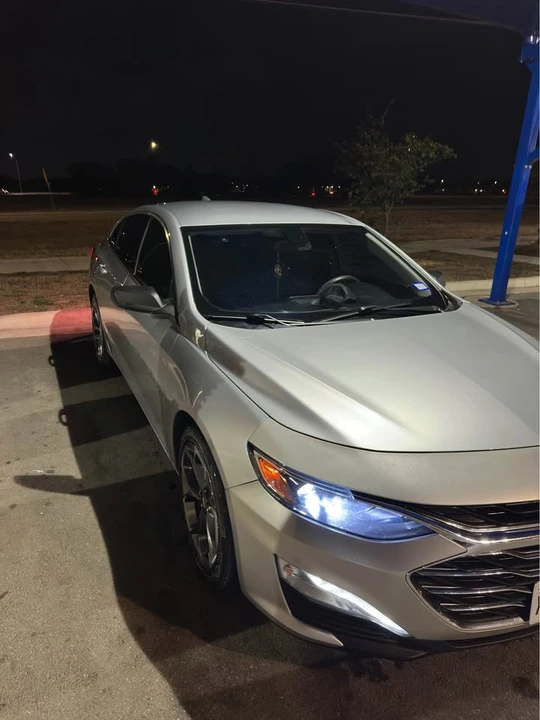 2020 Chevrolet Malibu - Image 2 of 6