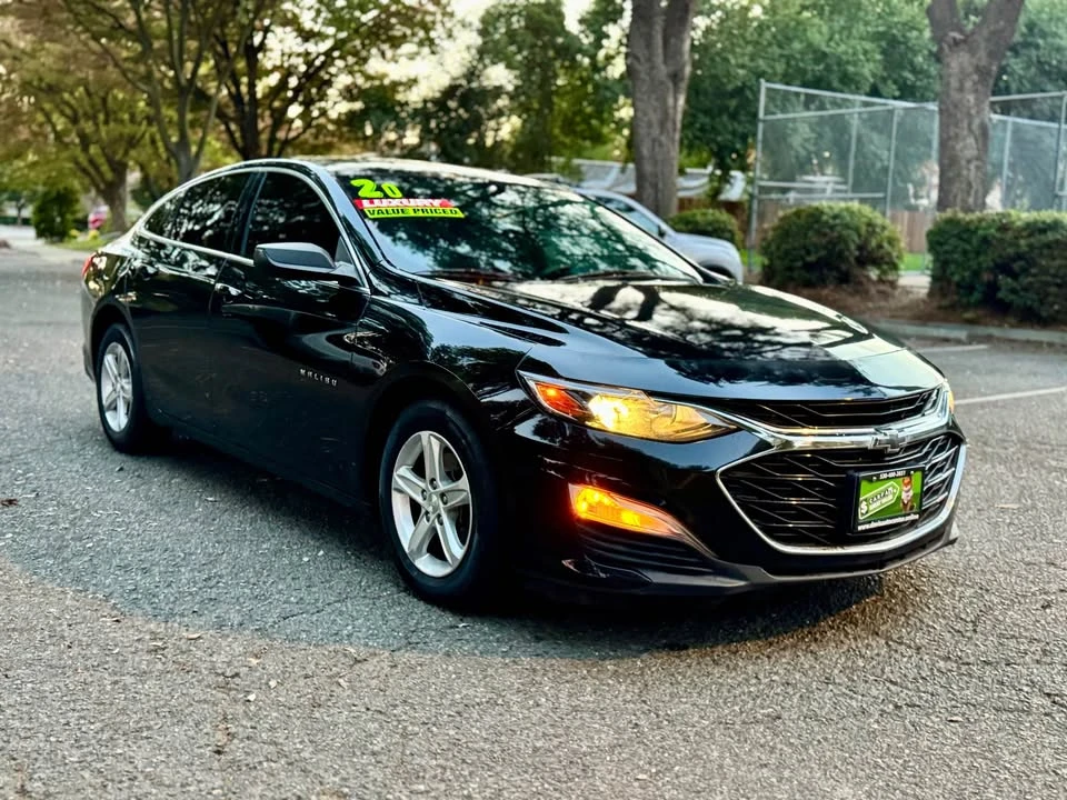 2020 Chevrolet Malibu - Image 8 of 15
