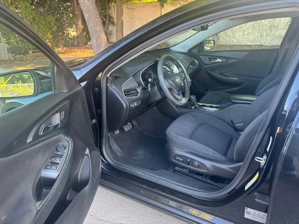 2020 Chevrolet Malibu - Image 9 of 11