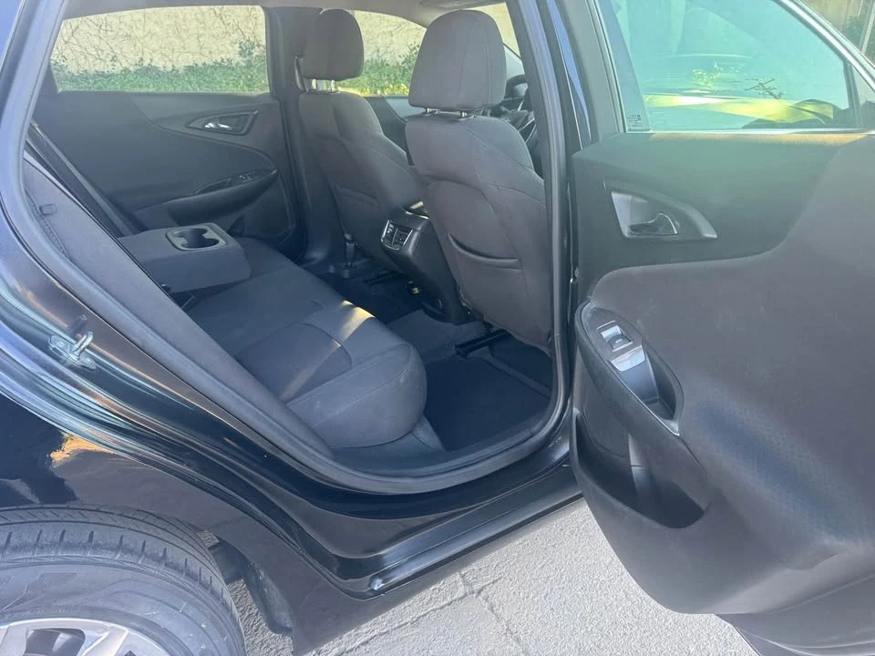 2020 Chevrolet Malibu - Image 10 of 11