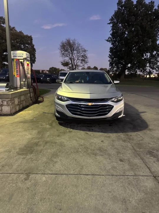2020 Chevrolet Malibu - Image 5 of 6