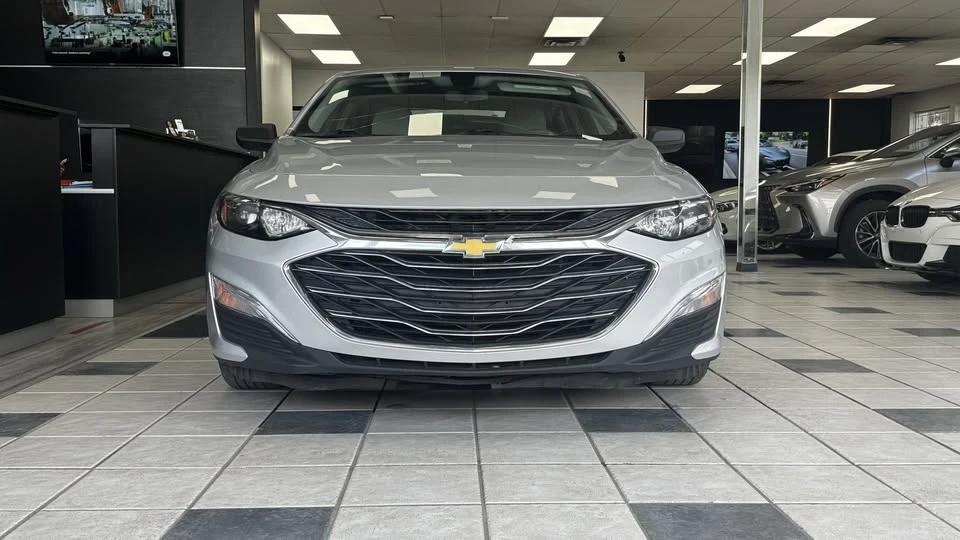 2020 Chevrolet Malibu - Image 2 of 16