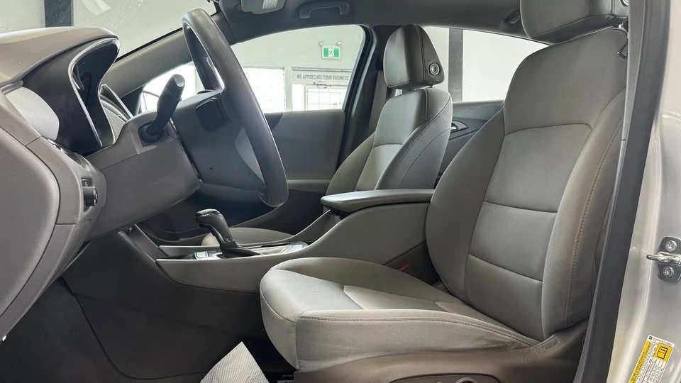2020 Chevrolet Malibu - Image 16 of 16