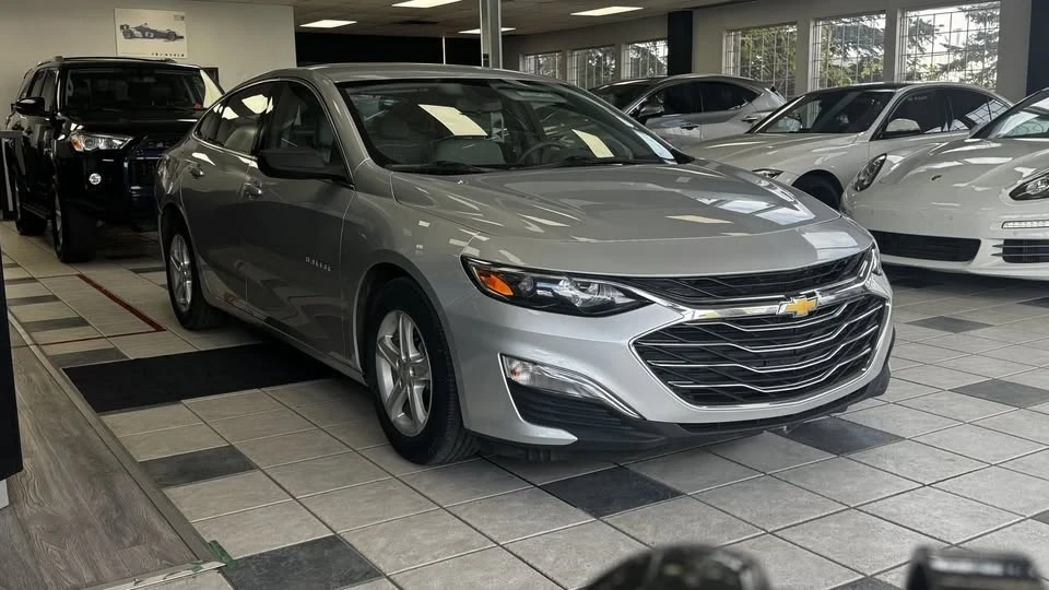 2020 Chevrolet Malibu - Image 3 of 16