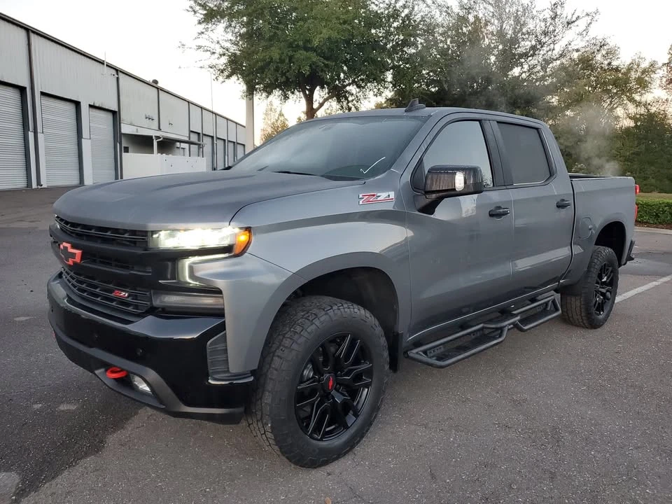 2020 Chevrolet Silverado 4th Gen - Image 2 of 9