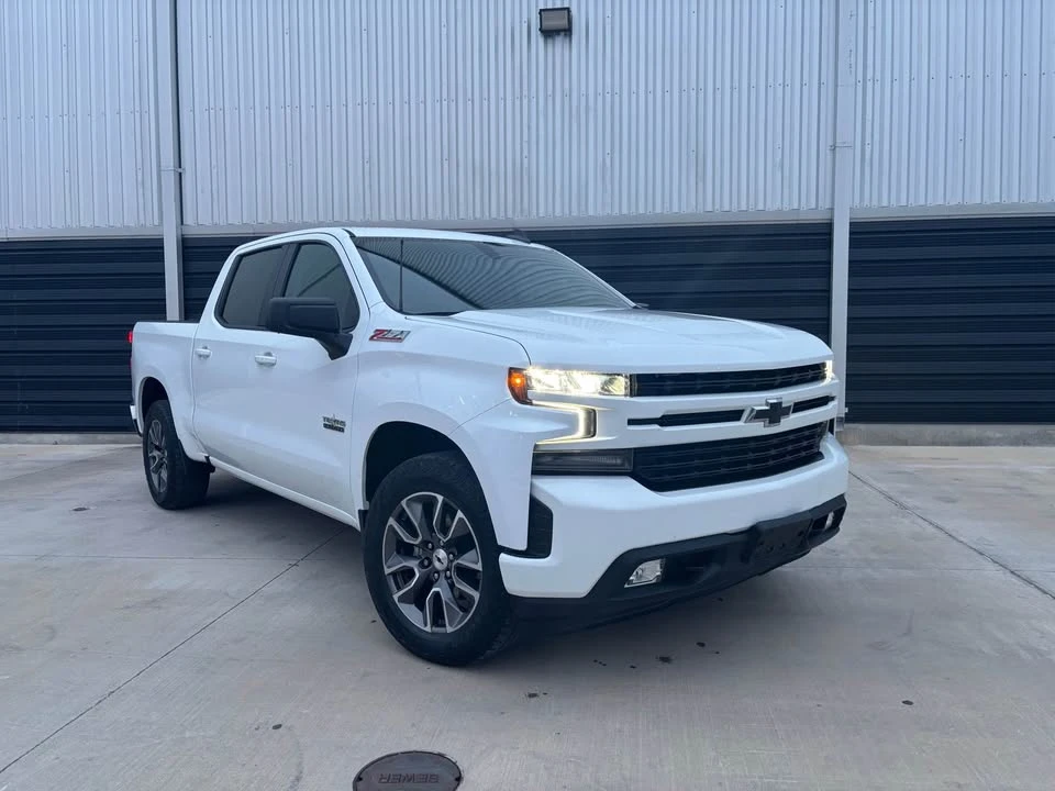 2020 Chevrolet Silverado 4th Gen - Image 2 of 17