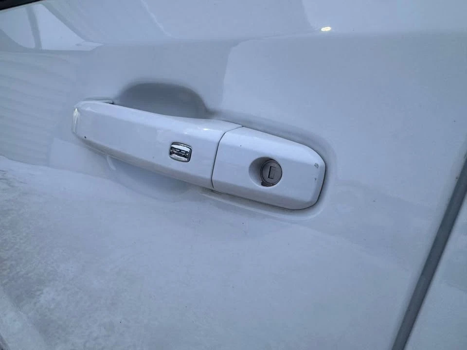 2020 Chevrolet Silverado 4th Gen - Image 5 of 18