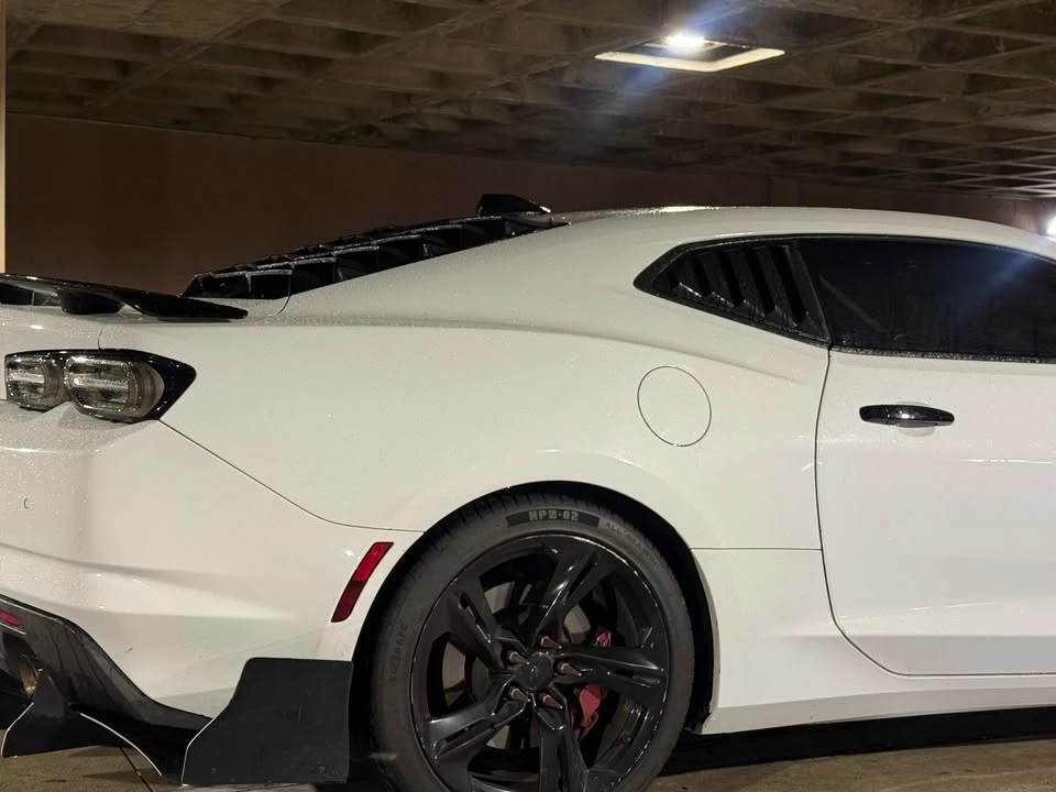 2020 Chevrolet SS - Image 2 of 8