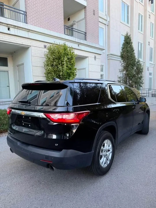 2020 Chevrolet Traverse - Image 8 of 16