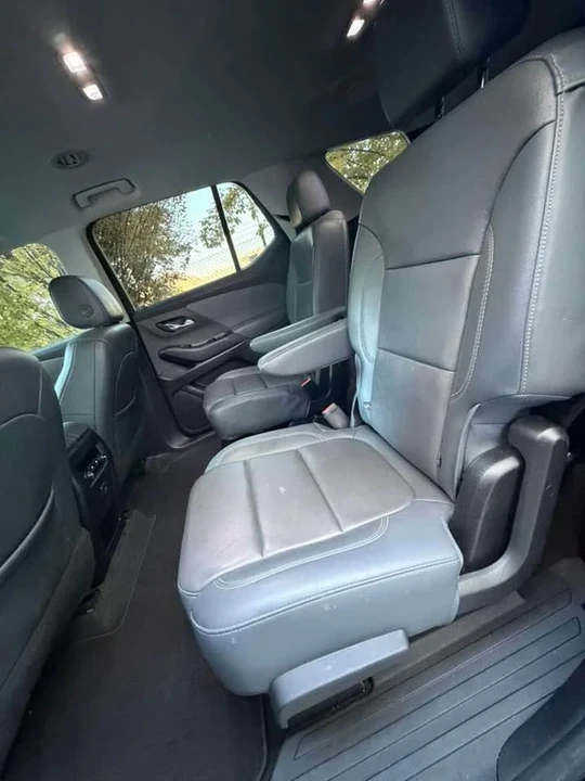 2020 Chevrolet Traverse - Image 13 of 16