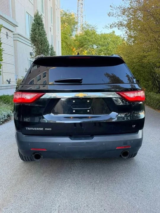 2020 Chevrolet Traverse - Image 6 of 16