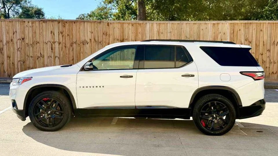 2020 Chevrolet Traverse - Image 4 of 15