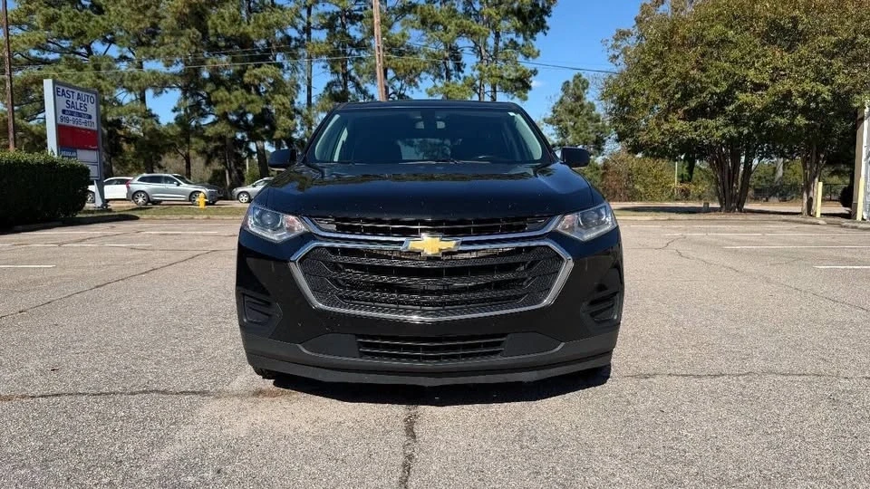 2020 Chevrolet Traverse - Image 2 of 5