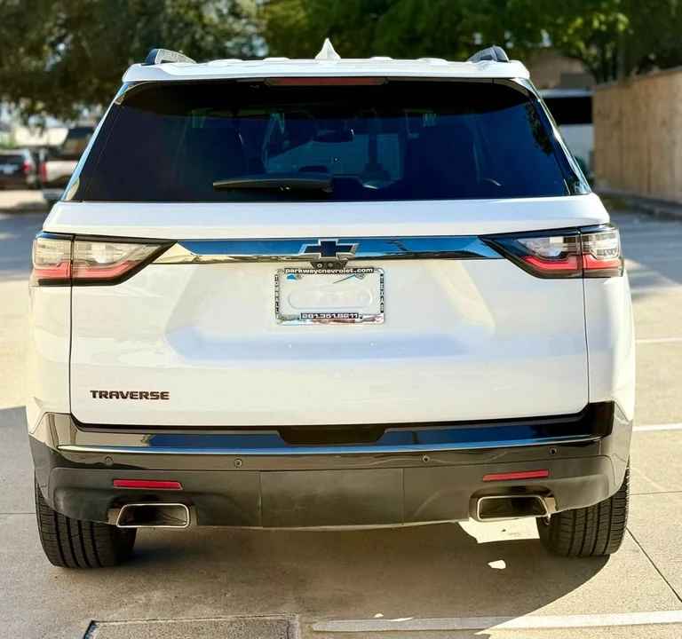 2020 Chevrolet Traverse - Image 12 of 15
