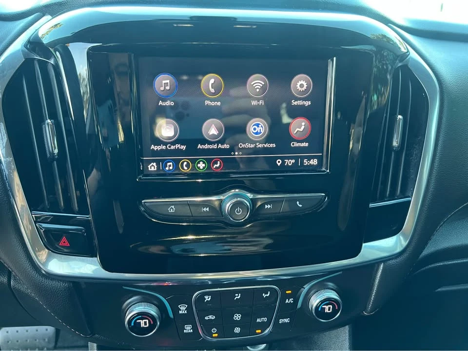 2020 Chevrolet Traverse - Image 15 of 17
