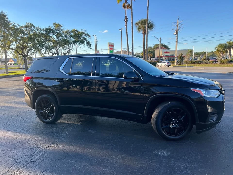 2020 Chevrolet Traverse - Image 3 of 17