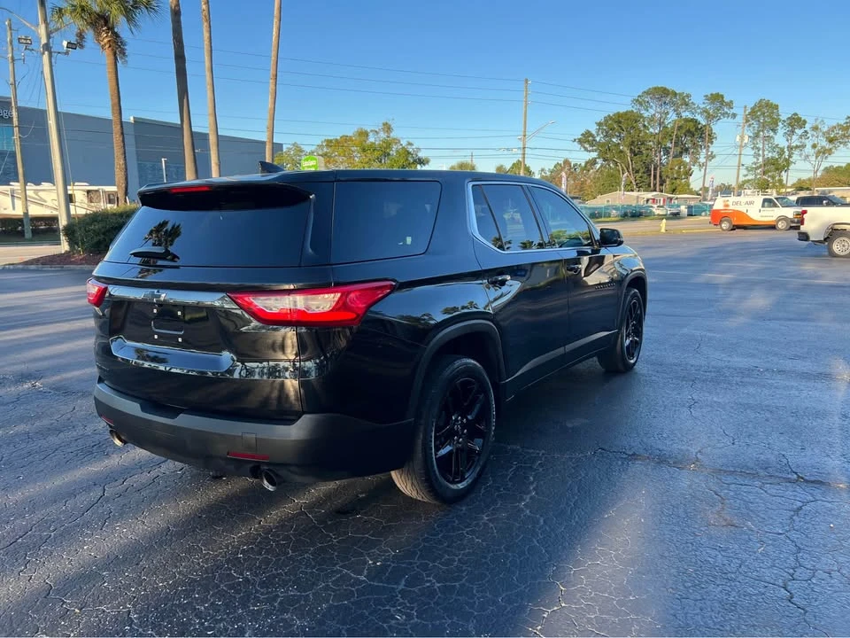 2020 Chevrolet Traverse - Image 5 of 17
