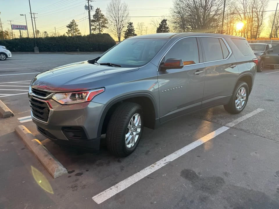 2020 Chevrolet Traverse - Image 17 of 21