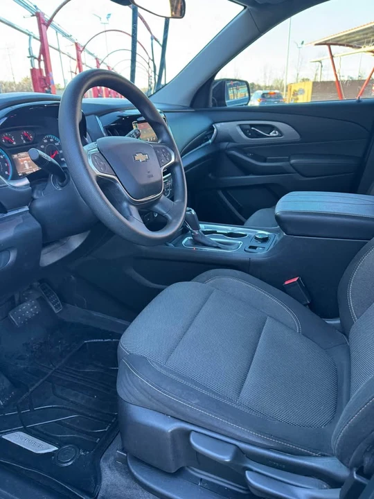2020 Chevrolet Traverse - Image 11 of 21