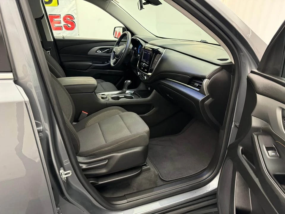 2020 Chevrolet Traverse - Image 7 of 18