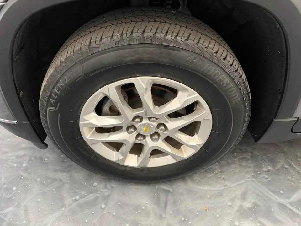 2020 Chevrolet Traverse - Image 17 of 18